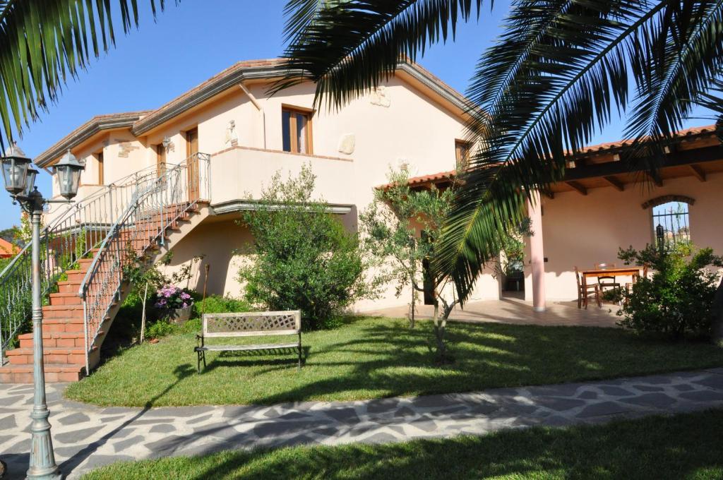 Agriturismo S´Aranada Marrubiu Bagian luar foto