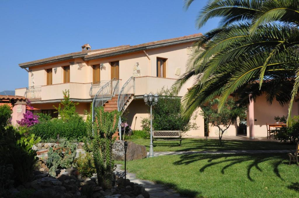 Agriturismo S´Aranada Marrubiu Bagian luar foto